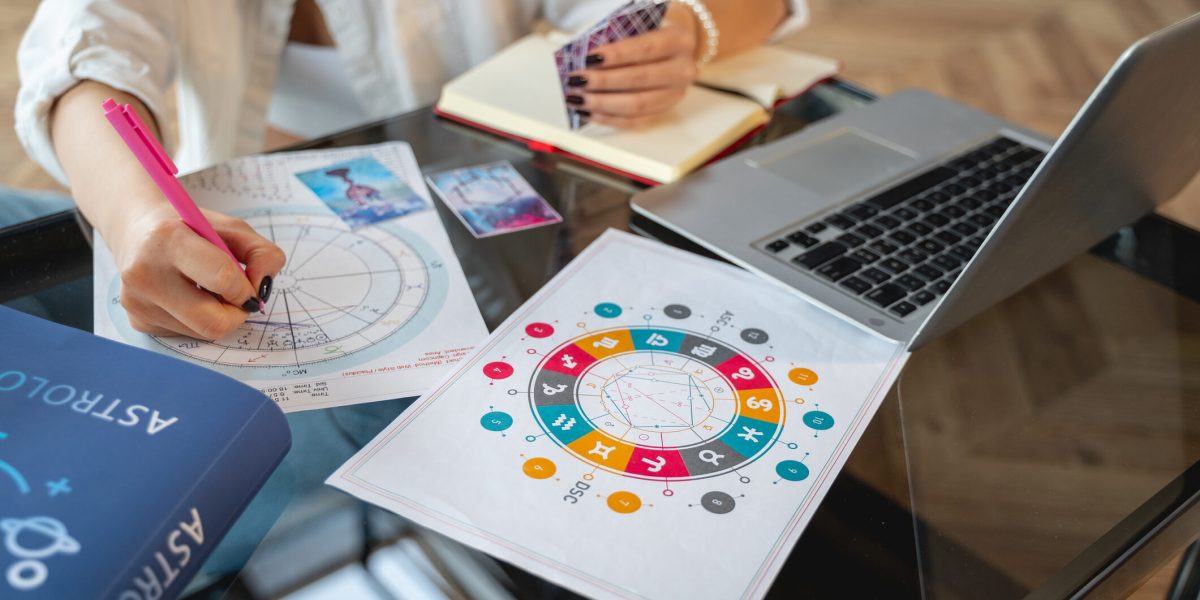 Zodia norocoasă: Câștiguri neașteptate pe 22 Aprilie, ca din senin!