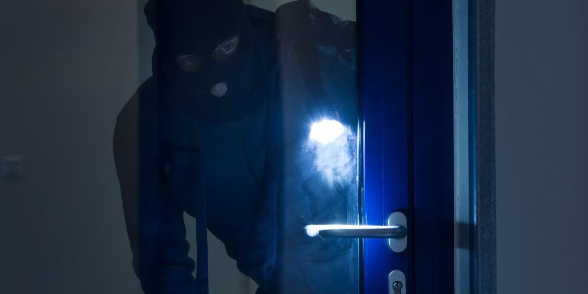 Hoț din Scoția, schema incredibilă: A spart magazinul să prindă alt hoț, prins cu băutură