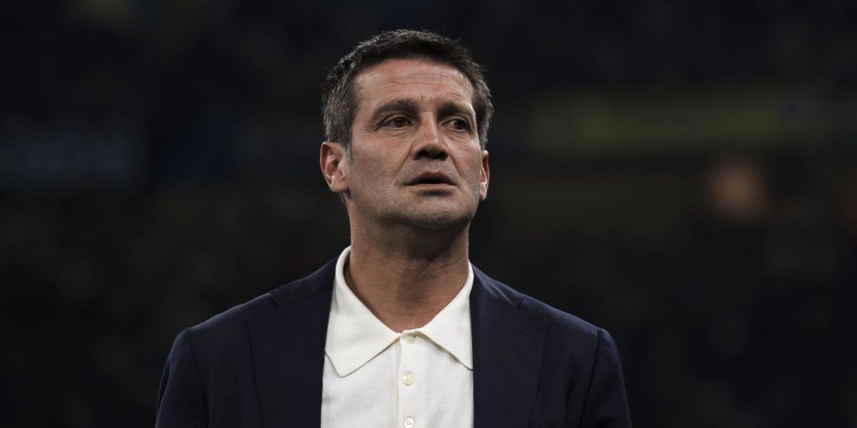 Chivu, lovit de vestea neașteptată: Ce se întâmplă cu antrenorul