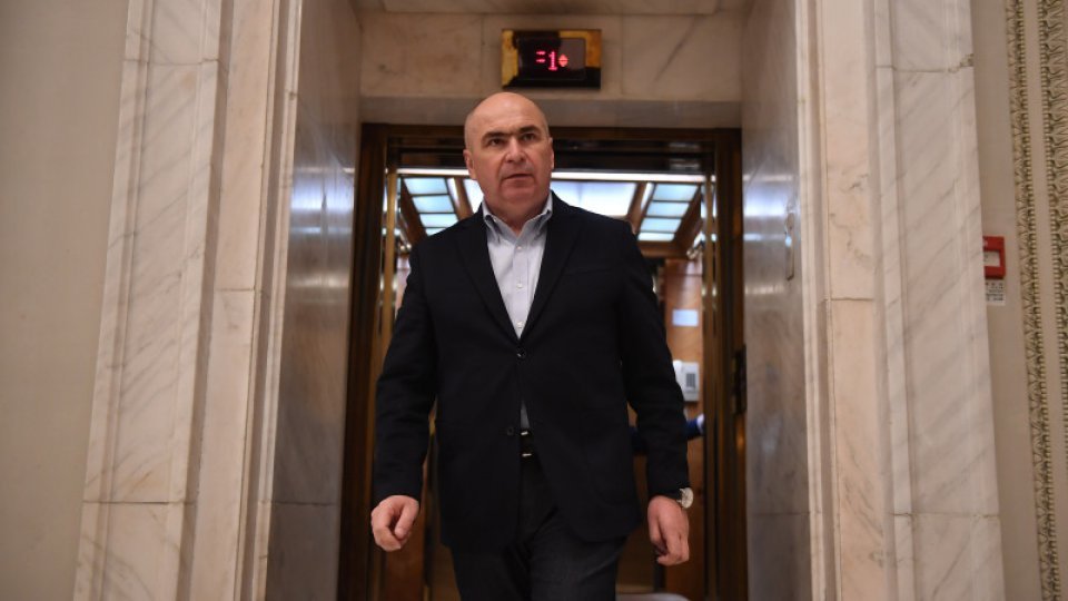 Bolojan rupe tăcerea: Ce se ascunde în spatele reformei companiilor publice?