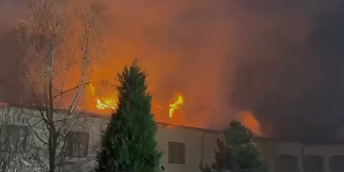 Incendiu puternic de Paște la Mănăstirea Bistrița din Vâlcea