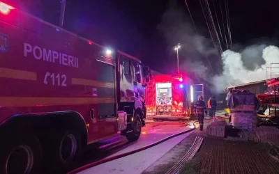 Incendiu într-un bloc din Florești: 22 de oameni, evacuați de urgență
