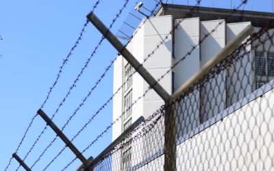 Slujbă de Înviere la Rahova: Ce-au primit deținuții în spatele gratiilor?