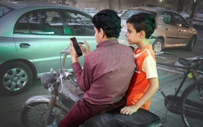 Iran: AMNESTY INTERNATIONAL ACUZĂ RECUTAREA DE COPII-SOLDAT LA VÂRSTA DE 12 ANI Organizația pentru drepturile omului, AMNESTY INTERNATIONAL, a lansat un apel urgent, avertizând IRANUL că recrutarea copiilor cu vârsta de până la 12 ani pentru forțele de voluntari BASIJ ale Gărzilor Revoluționare constituie o crimă de război