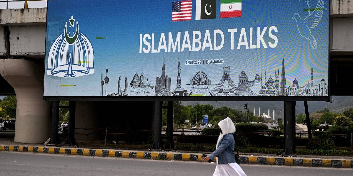 Război în Iran, ziua 43: Negocieri SUA-Iran la Islamabad. O navă, prin Strâmtoarea Ormuz