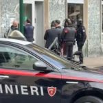 Fugarii au sfidat Poliția: Au scăpat, deși clădirea era încercuită