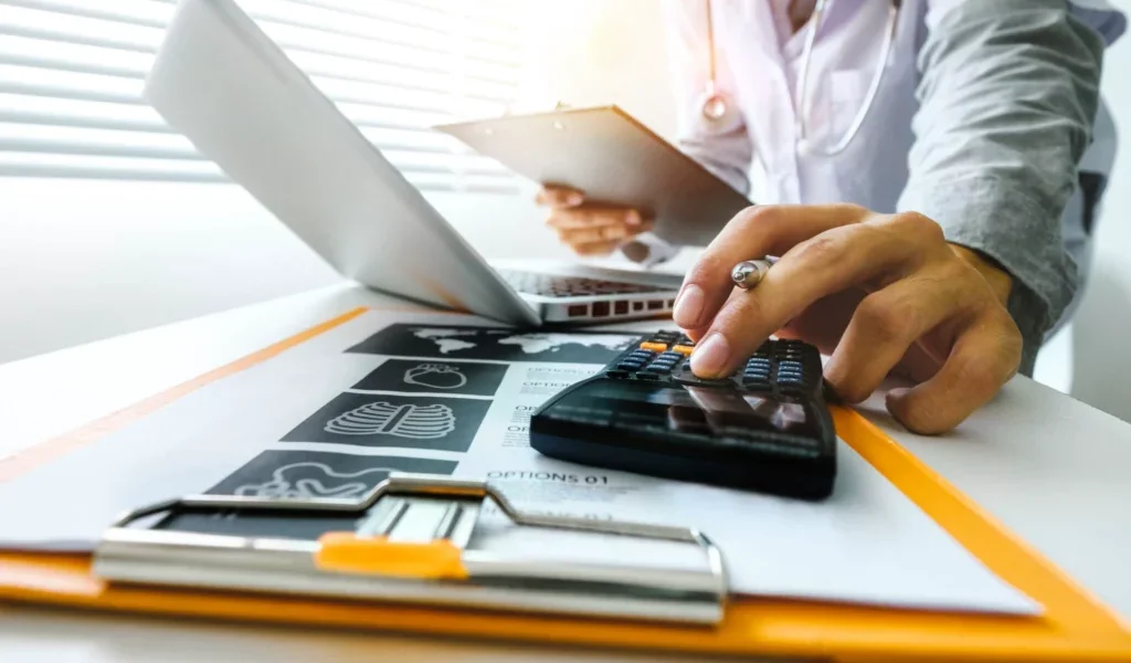 Bugetarii, loviți dur: Legea salarizării, schimbată radical. Ce se pregătește