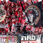 Leverkusen, cu fanii în forță, pe terenul Borussiei Dortmund