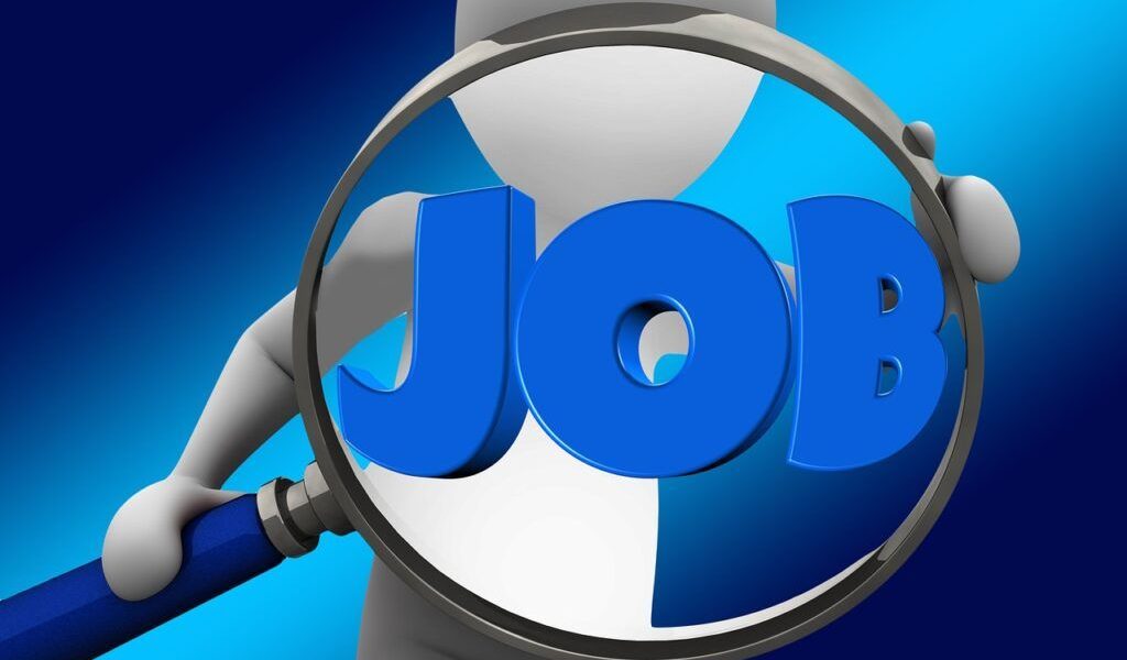 Luxemburgul oferă oportunități de angajare bine plătite chiar și fără studii superioare Luxemburgul, o țară cunoscută pentru standardele sale înalte de viață, deschide porțile către oportunități de angajare atractive, chiar și pentru cei care nu dețin o diplomă universitară