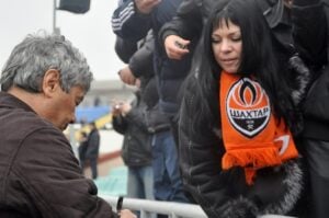 Stadionul Dinamo, denumit Mircea Lucescu. Predoiu: „Omagiu pentru o legendă”