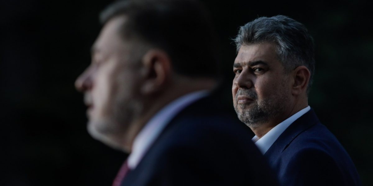 Ciolacu și Mihăilă, scandal pe „servitele” cu vaccinuri Pfizer