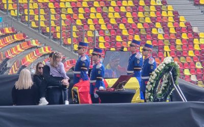 Matei Lucescu, cu fiica, la căpătâiul lui Mircea Lucescu