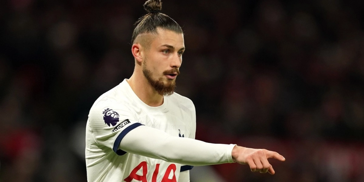 Drăgușin, rezervă la Tottenham: Sunderland a învins în deplasare