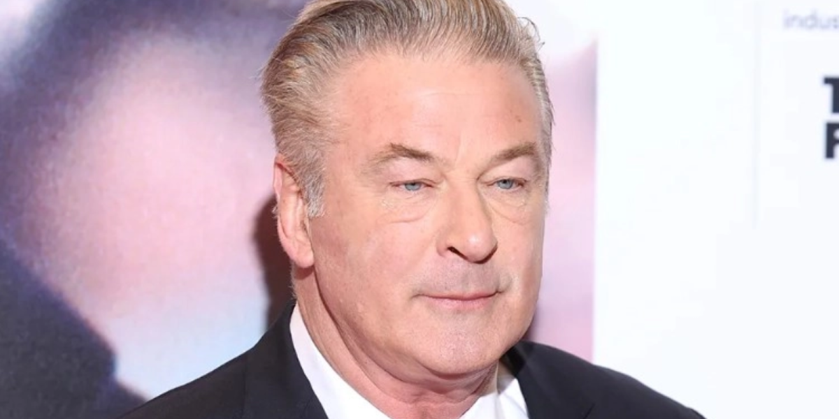 Alec BALDWIN, urmărit în instanță pentru tragedia de la filmări