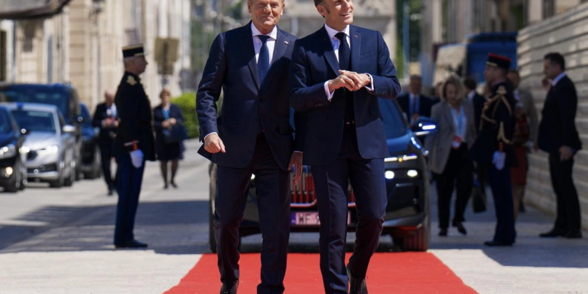 Macron și Tusk, discuții cruciale: Descurajare nucleară și viitorul Europei
