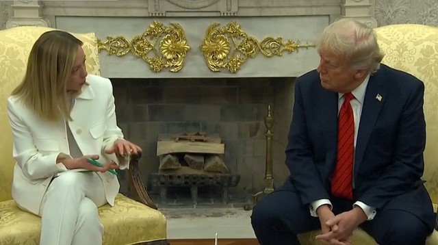 Trump, atac la Papa: Premierul italian, scandalizat, nu-i cere scuze