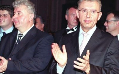 Ioan Micula dă în judecată pe Sorin Grindeanu pentru „minciuni” și „defăimare” Omul de afaceri Ioan Micula a dat în judecată pe președintele Camerei Deputaților, Sorin Grindeanu, în urma unor declarații făcute de acesta cu privire la plata unor despăgubiri de 400 de milioane de euro către grupul Micula