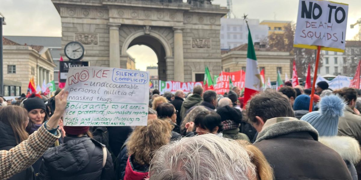 Naționaliștii europeni protestează la Milano față de migranți și Bruxelles