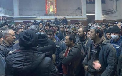 Minerii de la Vulcan, Lupeni și Livezeni au refuzat să intre în subteran Angajații minelor Vulcan, Lupeni și Livezeni au declanșat miercuri dimineața un protest spontan