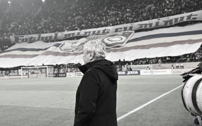 S-a stins lumina pe stadion, dar România îi aprinde o stea lui Mircea Lucescu