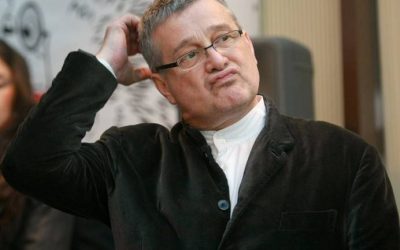 Incendiu devastator: Casa poetului Mircea Dinescu, distrusă de flăcări în Cetate