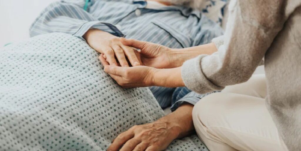 Semnul misterios de pe mâini: Ce indică, cu precizie, despre moarte