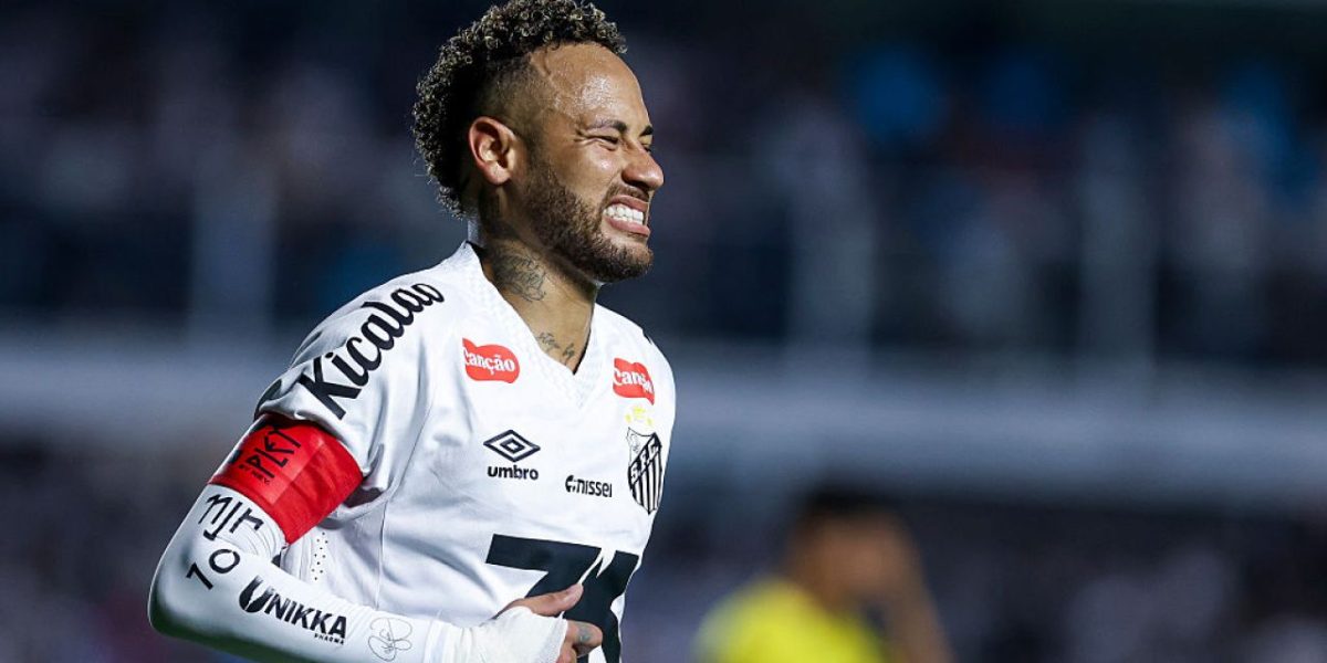 FC Cincinnati, clubul american de fotbal, a inițiat discuții preliminare cu anturajul starului brazilian Neymar, aflat în prezent la Santos FC