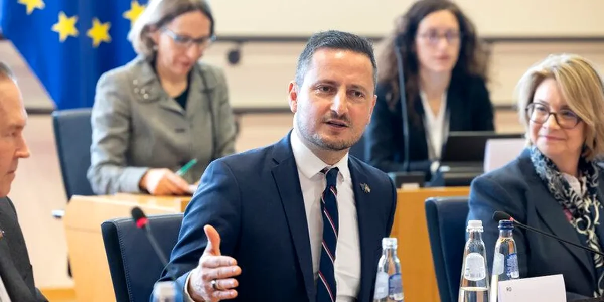 România, nevoie de REVOLUȚIE: „Trebuie ras TOT”, propune un expert