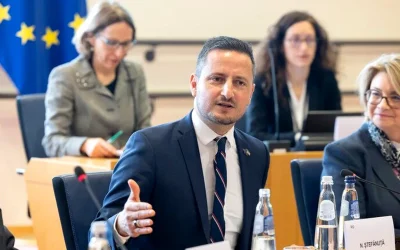 România, nevoie de REVOLUȚIE: „Trebuie ras TOT”, propune un expert