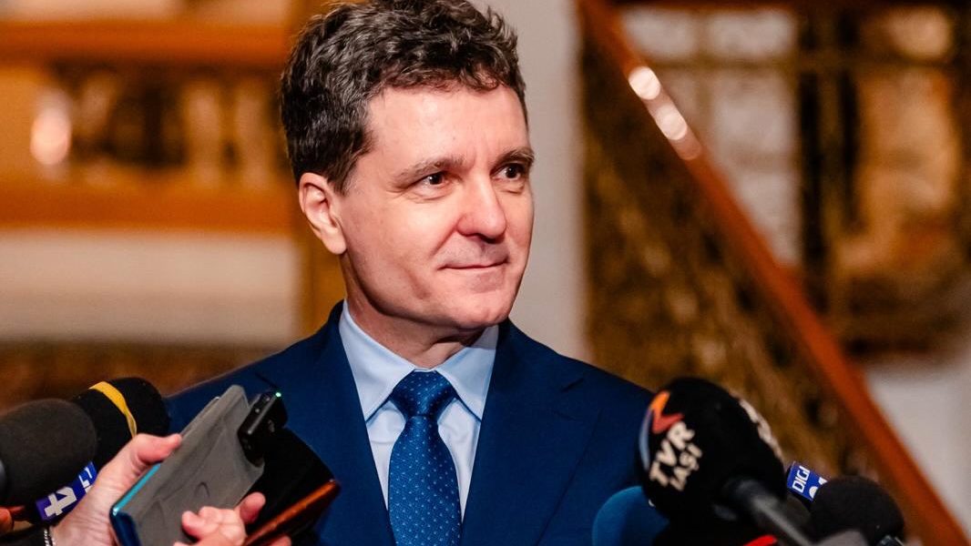 Nicușor Dan, felicitări pentru Peter Magyar după victoria electorală