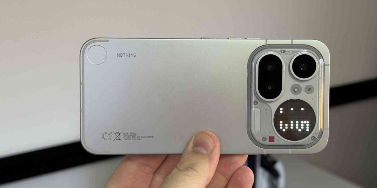 Nou gadget în cursa pentru supremație: Nothing phone 4a pro calcă pe urmele onrplus