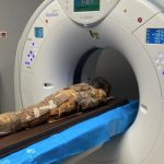 Mumie Egipteană de 2000 de ani, cu secret uluitor pe piept: Ce au descoperit arheologii!