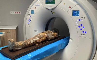 Mumie Egipteană de 2000 de ani, cu secret uluitor pe piept: Ce au descoperit arheologii!