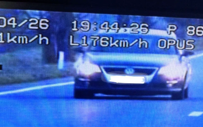 Șoferiță, prinsă „zburând” pe DN 38: Explicația dată polițiștilor, halucinantă!