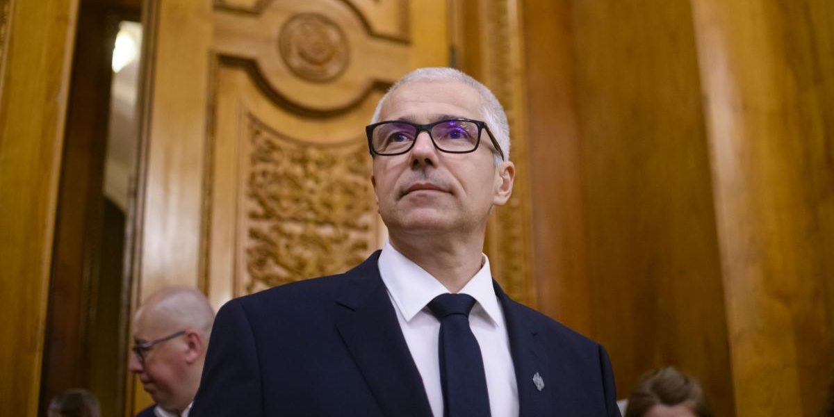 Ministrul Justiției, Radu Marinescu, a respins acuzațiile privind o înțelegere cu Nicușor Dan pe numirile procurorilor-șefi, calificând aceste scenarii drept „teorie a conspirației”