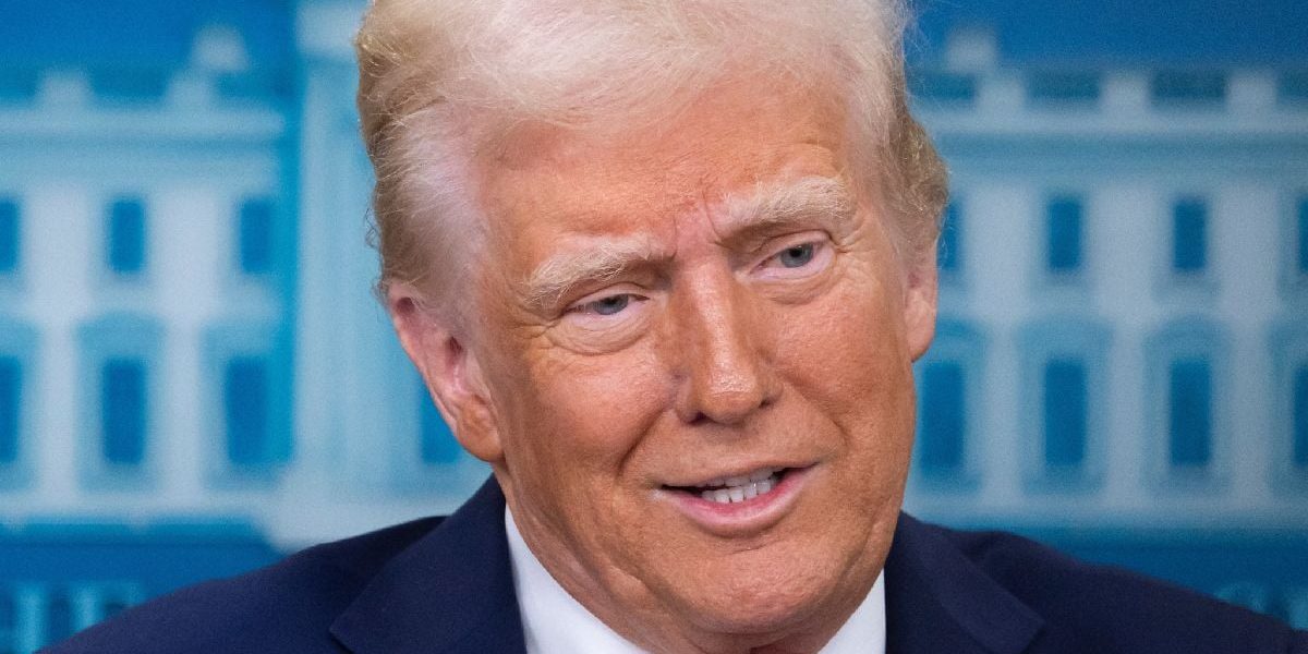 Avertisment dur: Diplomații britanici, ATAC la adresa lui Donald Trump