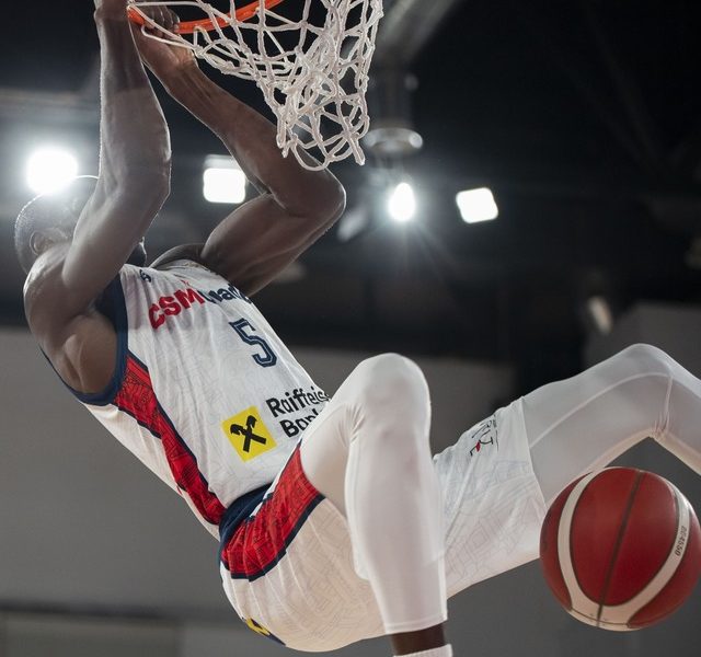 Baschet: Sezonul regulat s-a încheiat, U BT Cluj în play-off!