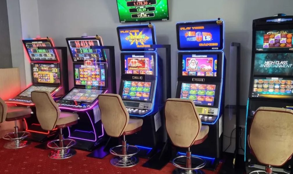 Municipiul Pitești se pregătește să introducă o serie de restricții majore pentru jocurile de noroc, după ce primarul Cristian Gentea a anunțat un proiect de hotărâre care vizează interzicerea acestora în majoritatea locațiilor