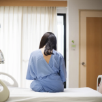 Recuperarea postoperatorie: Mersul Rapid salvează zile de spitalizare în România