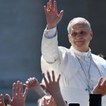 Trump îl face „slab” pe Papa Leon și aprinde focul la Vatican