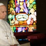 Papa CRITICĂ dur pe Donald Trump: „Dumnezeu nu binecuvântează conflictele”