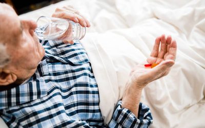 Obiceiuri banale care-ți distrug sănătatea. Atenție la ce faci după medicament!