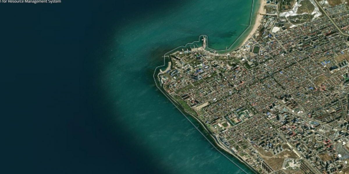 Pata uriașă de petrol pe litoralul rusesc: Putin, asigurat de plaje curate la vară