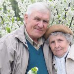 Pensii mai mari pentru români: Bonus la puncte pentru cei căsătoriți. Unde se aplică?