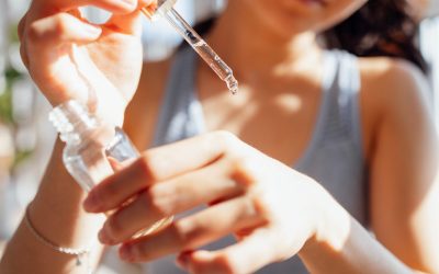 Peptidele, noul elixir al frumuseții? Promisiuni mari, riscuri pe măsura lor