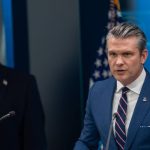Hegseth, acuzat de „război” cu Iranul: Cine sunt acuzațiile?