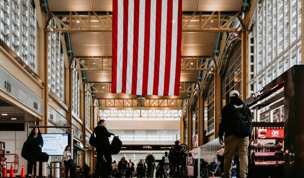 Ciudățenii uluitoare: Ce-au uitat americanii prin aeroporturi?