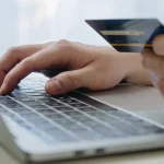 Plătești online, nu primești: Cum îți recuperezi banii și cui te adresezi?