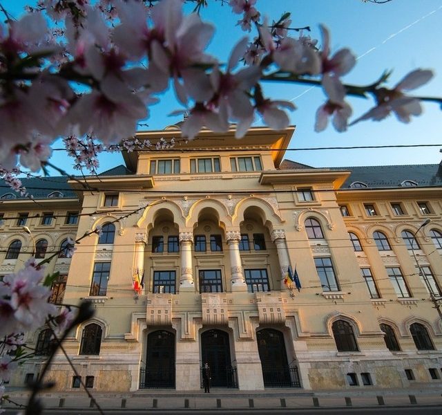 Primăria București, cu Porți Deschise: Tururi Gratuite în Weekenduri