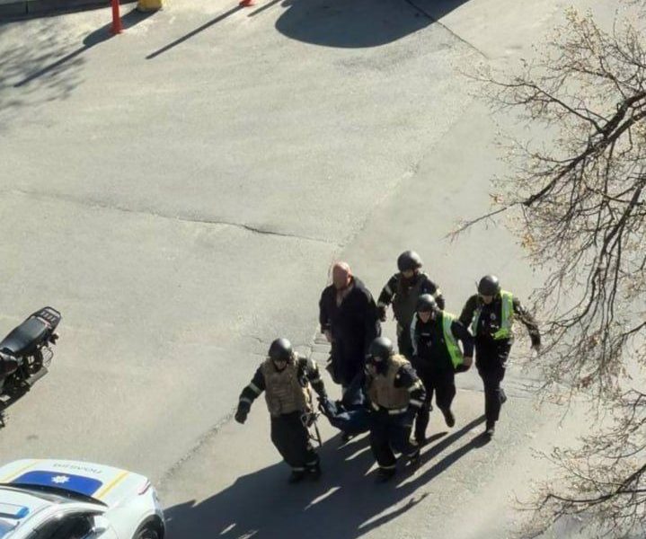 Kiev: Doi polițiști au fugit de gloanțe, anchetă în Ucraina